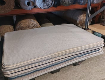 Listing 13 of 19 for Wool Yarn for overlocking carpets, rugs, Mats, Weaving , knitting , felting.