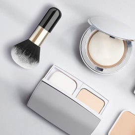 Listing 3 of 5 for Loose Powder Makeup Brush Soft Bristle Blush Brush Makeup Brush Soft Facial Fou