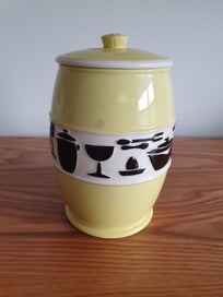 Listing 3 of 3 for Sylvac Hand Painted Barrel Mould Number 2588