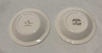 Listing 3 of 4 for SALE! Two Crown Lynn Flower Dishes - gorgeous