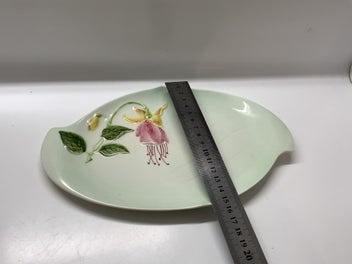 Listing 5 of 9 for ROYAL WINTON - PINK FUCHSIA FLOWER - MINI SERVING PLATE - BASE LIGHT GREEN