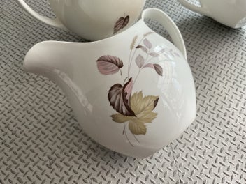 Listing 13 of 13 for 3 Jugs - Johnson Brothers England - Snowhite - vintage 1950’s