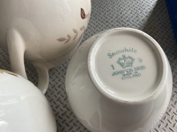 Listing 3 of 13 for 3 Jugs - Johnson Brothers England - Snowhite - vintage 1950’s