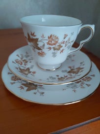 Listing 1 of 1 for Colclough China Trio # 5