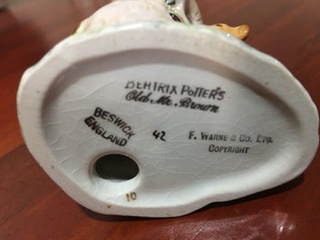 Listing 4 of 4 for Beswick OLD MR BROWN GOLD BP2 gold oval stamp