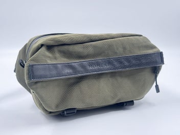 UnisexMomentShoulder/WaistCarryBag