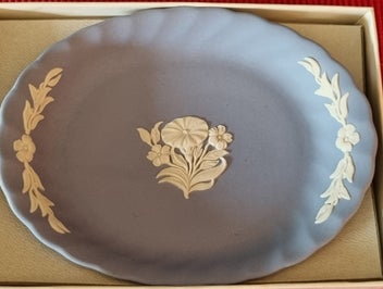 Listing 1 of 5 for FABULOUS Vintage WEDGWOOD Jasperware Blue "Clementine" Sweet Dish