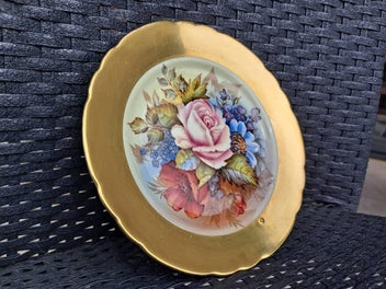 Listing 6 of 7 for Aynsley, Bailey, guilded side plate