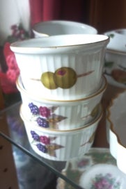 Listing 4 of 4 for ROYAL WORCESTER EVESHAM