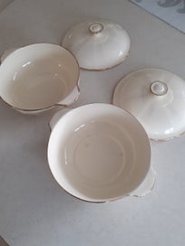 Listing 2 of 3 for Two Alfred Meakin Tureens