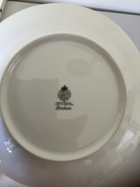 Listing 4 of 4 for Royal Worcester TEA set