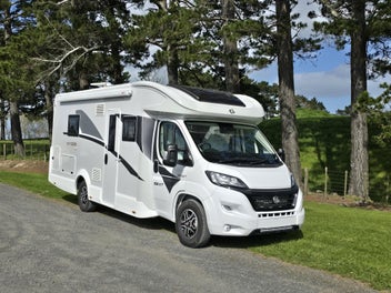 2026 Ci Motorhomes Magis 82XT