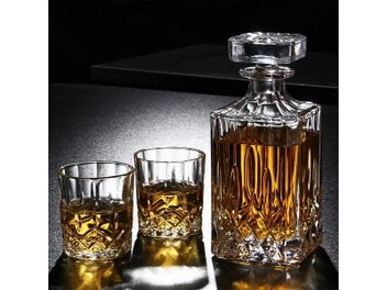 Listing 4 of 10 for Glass Decanter