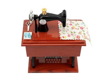 Listing 4 of 9 for Wind Up Music Box