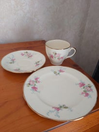 Listing 2 of 3 for Alfred Meakin Trio 1