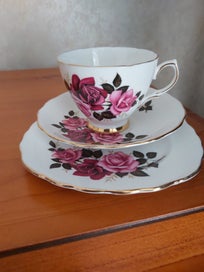 Listing 1 of 3 for Colclough China Trio # 9