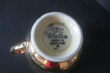 Listing 6 of 7 for ROYAL WINTON - GOLD CUPS & SAUCERS