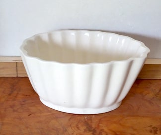 Listing 5 of 6 for Antique Royal Winton Jelly Mould