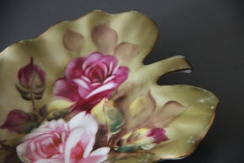 Listing 3 of 7 for Gainsborough Japan Hand painted Leaf Dish 1970's
