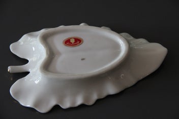 Listing 6 of 7 for Gainsborough Japan Hand painted Leaf Dish 1970's
