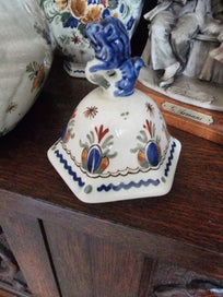 Listing 3 of 3 for Royal Delft Porcelain Vase with lid