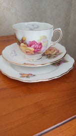 Listing 1 of 4 for Colclough China Trio #8