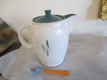 Listing 2 of 5 for DENBY WHEATSHEAF LARGE COFFE POT