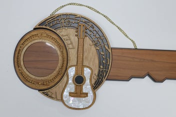 Listing 4 of 4 for 21st Celebration Keys musical theme 21GU-1