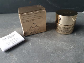Listing 2 of 2 for Estée Lauder Re-Nutriv Ultimate Lift Regenerating Youth Creme 7ml