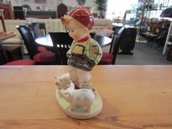 Listing 3 of 5 for Beswick 912 – Farm Boy