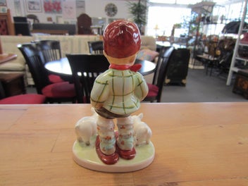 Listing 4 of 5 for Beswick 912 – Farm Boy