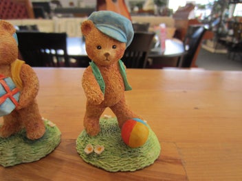 Listing 4 of 6 for 3 x Beswick Bears