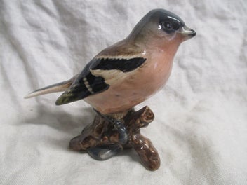 Listing 1 of 3 for SH 352 - Vintage Beswick Bird Figurine - Chaffinch