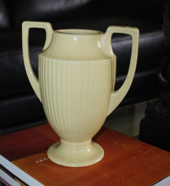 Listing 1 of 15 for +++ POTTERY "CROWN LYNN? /TITIAN? - STAMPED 2106 & INITIALED" VASE +++