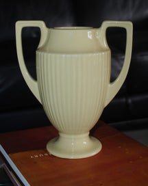 Listing 2 of 15 for +++ POTTERY "CROWN LYNN? /TITIAN? - STAMPED 2106 & INITIALED" VASE +++