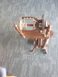 Listing 1 of 5 for SPINNING WHEEL MADE IN NEWZEALAND