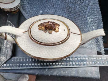 Listing 6 of 15 for Rare vintage Wade England tea set, ivory and gold grapevine , creamer sugar