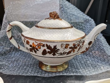 Listing 3 of 15 for Rare vintage Wade England tea set, ivory and gold grapevine , creamer sugar