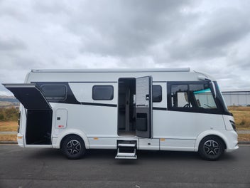 2023 Niesmann + Bischoff Smove i6.9E