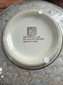 Listing 4 of 5 for Exquisite Chinese Porcelain Bowl – Decorative Masterpiece