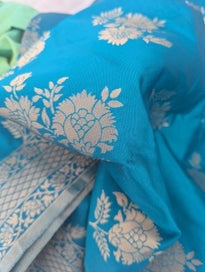 Listing 2 of 6 for Stunning Banarasi Silk Sari or Dupatta from India