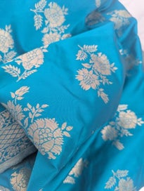 Listing 3 of 6 for Stunning Banarasi Silk Sari or Dupatta from India