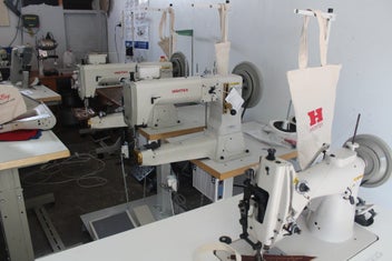 Listing 4 of 5 for CANVAS HEAVY LEATHER HORSE COVER SEWING MACHINE WALKING FOOT