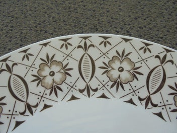 Listing 2 of 4 for Mid Century Modern - English dinner plate - 'Florence'