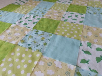 Listing 2 of 2 for New Baby Quilt Kit with borders Animals