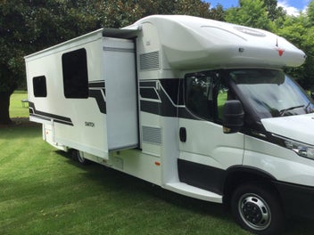2022 Sunliner Switch S542 on Iveco Daily Chassis
