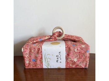 Listing 6 of 10 for Japanese Handkerchief Furoshiki Floral Print Bento Wrapping Cloth Gift