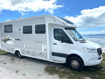 2021 TrailLite Landmark Oakura 500 Auto