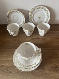Listing 3 of 3 for Paragon fine bone china tea set