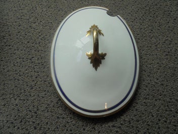 Listing 4 of 8 for Small vintage English lidded tureen - J&G Meakin